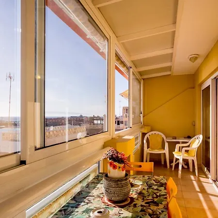 Ceyla Sunrises Apartment *